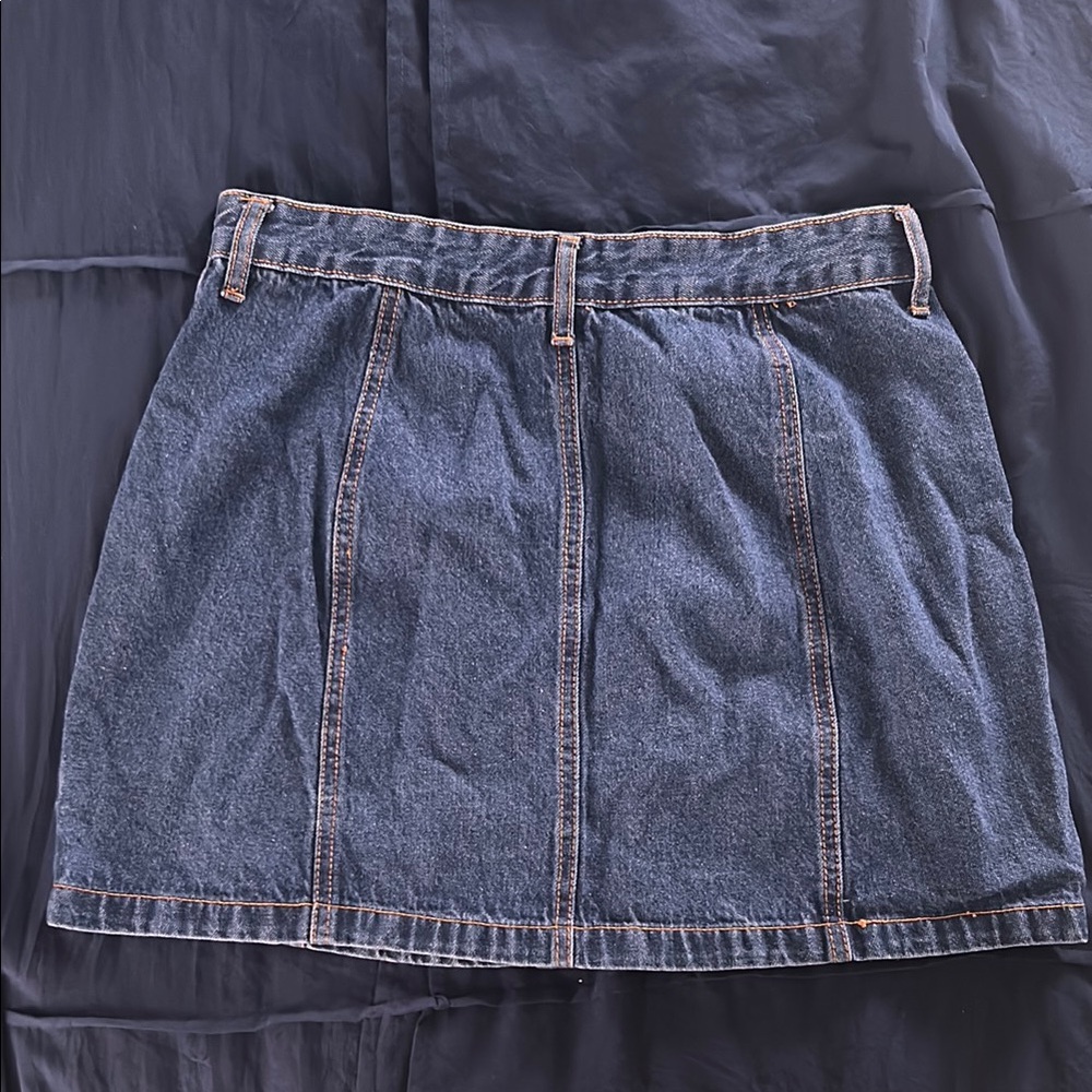 Denim Button-Front Skirt - Picture 2 of 4